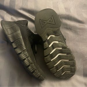 Women’s Nike Metcon size 8